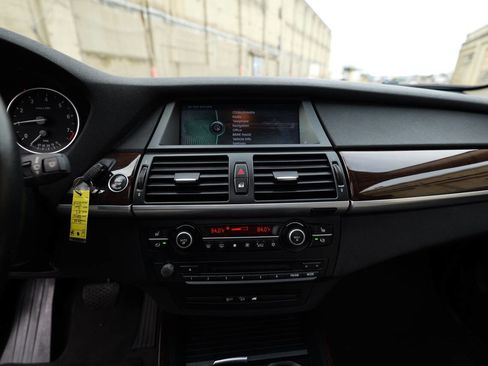 Used 2011 BMW X5 xDrive35i image 46