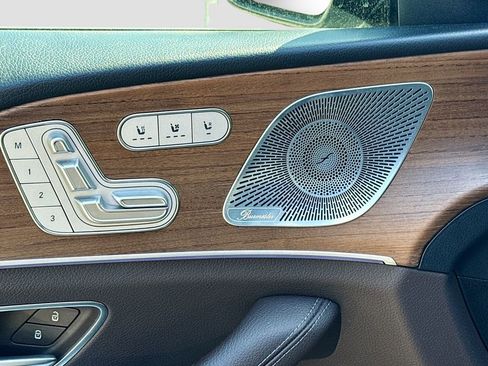 Used 2023 Mercedes-Benz GLS 450 4MATIC w/ AMG Line Exterior image 19