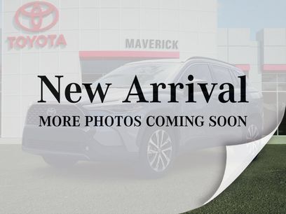 Used 2025 Toyota Corolla Cross XLE