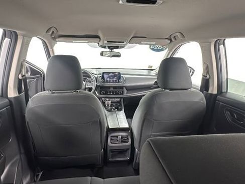 Certified 2024 Nissan Rogue S image 17