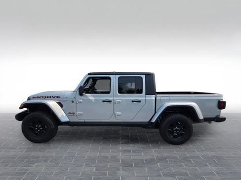 Used 2023 Jeep Gladiator Mojave w/ Cold Weather Group AWD/4WD image 4