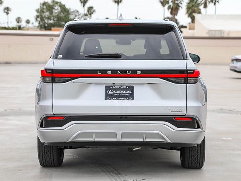 New 2026 Lexus TX 500h AWD image 6