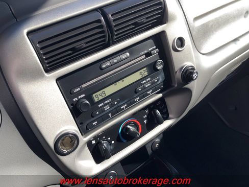 Used 2010 Ford Ranger XLT image 14