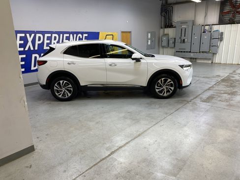 Used 2023 Buick Envision Essence image 8