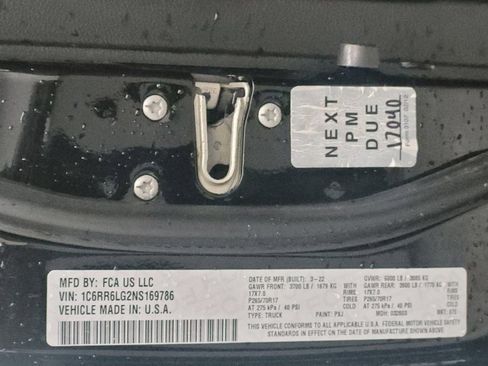 Used 2022 RAM 1500 Classic SLT image 33