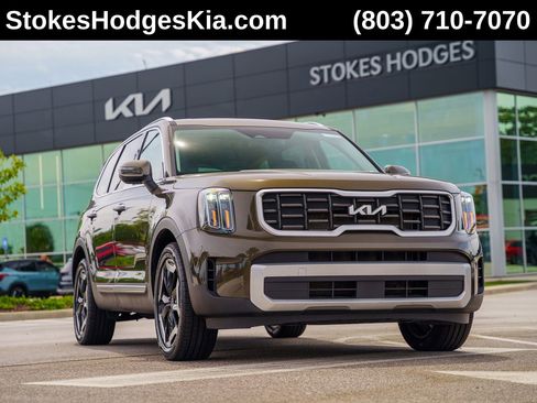 Used 2025 Kia Telluride S AWD/4WD image 1