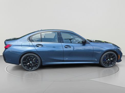 New 2026 BMW 330i xDrive Sedan w/ M Sport Package AWD/4WD image 34