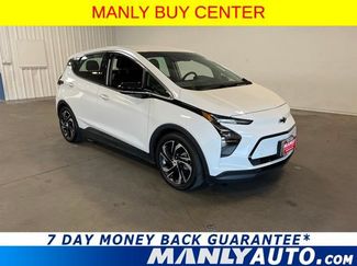 Used 2023 Chevrolet Bolt LT w/ Infotainment Package FWD video 1