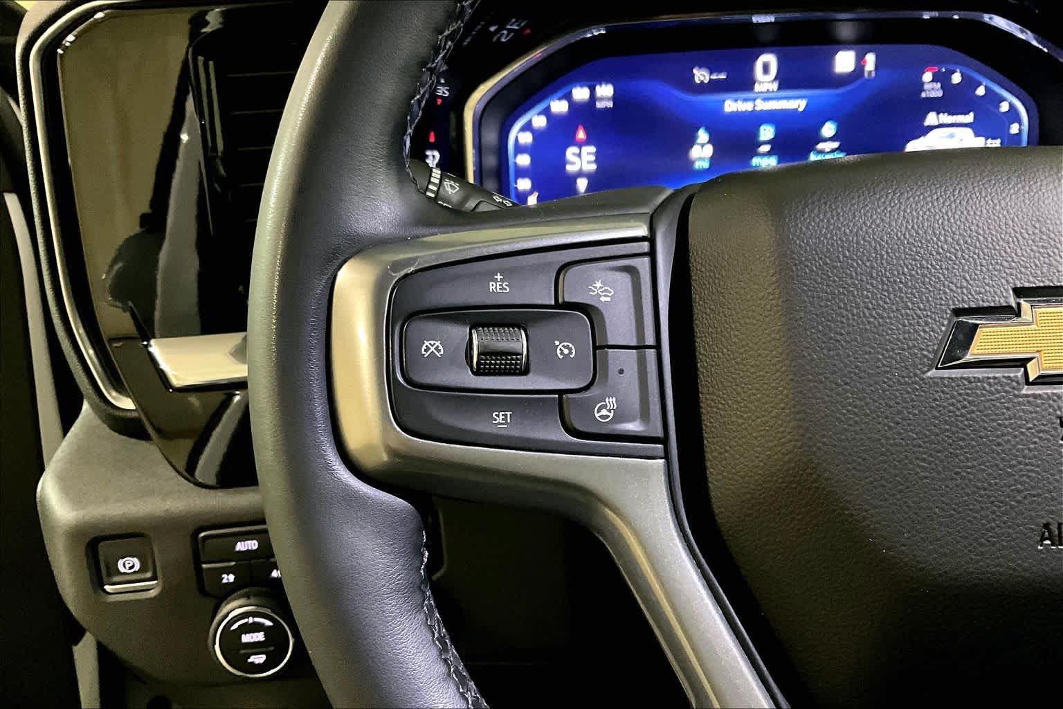 Used 2023 Chevrolet Silverado 1500 LT AWD/4WD image 22