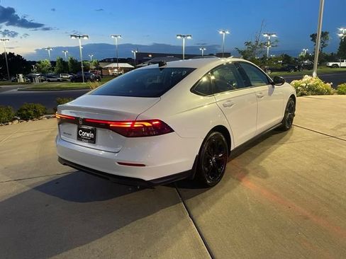 Used 2025 Honda Accord SE image 8