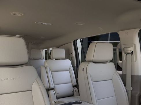 New 2026 GMC Yukon XL Denali w/ LPO, Floor Liner Package AWD/4WD image 24