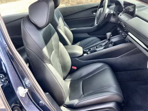 Certified 2025 Honda Accord EX-L image 12