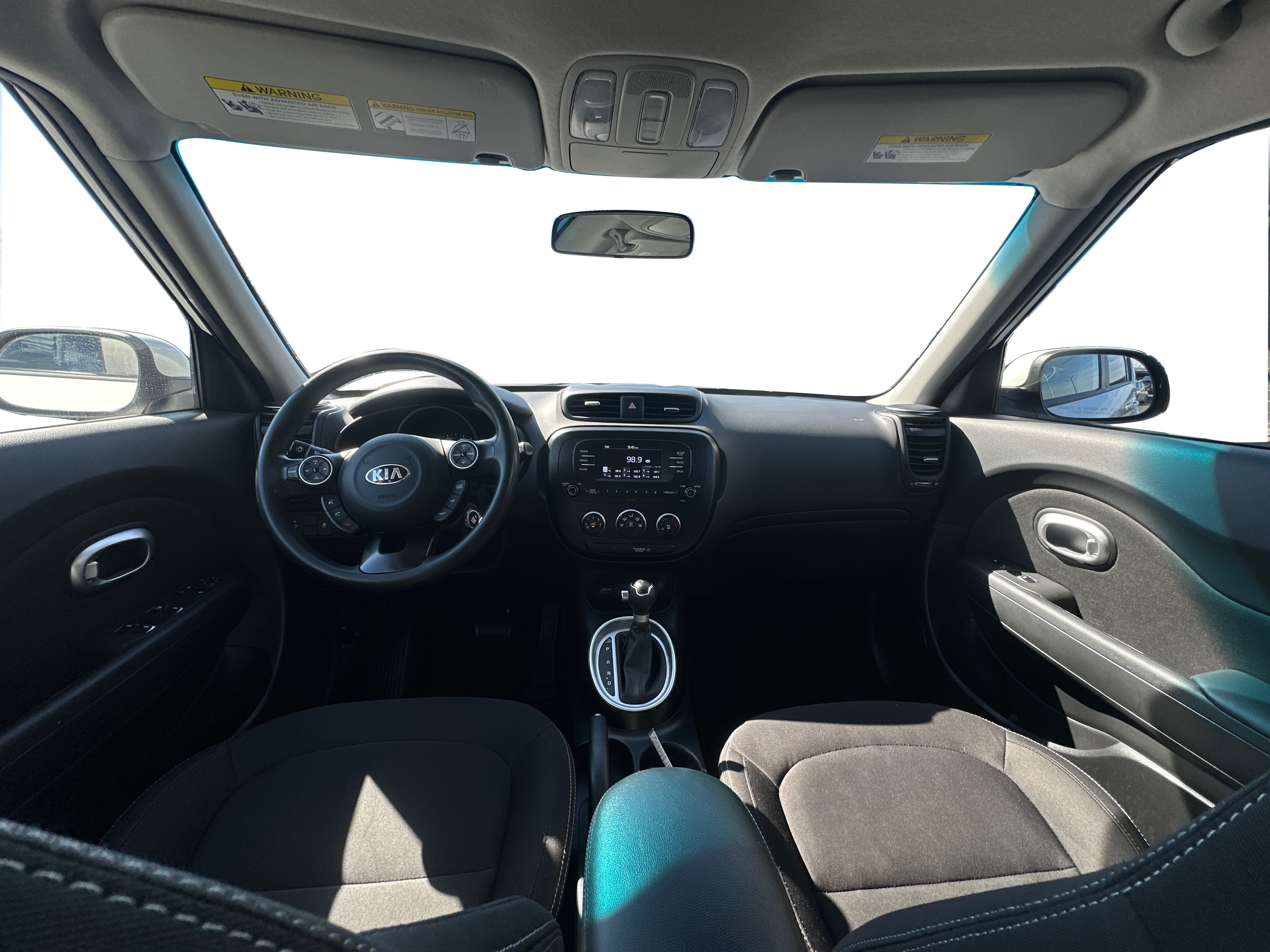 Used 2018 Kia Soul FWD image 12
