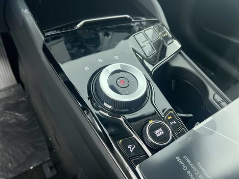 New 2026 Kia Sportage LX FWD image 23