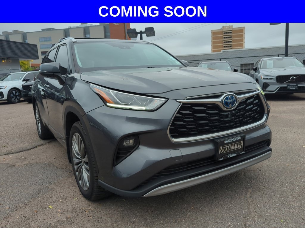 Used 2020 Toyota Highlander Platinum AWD/4WD image 1