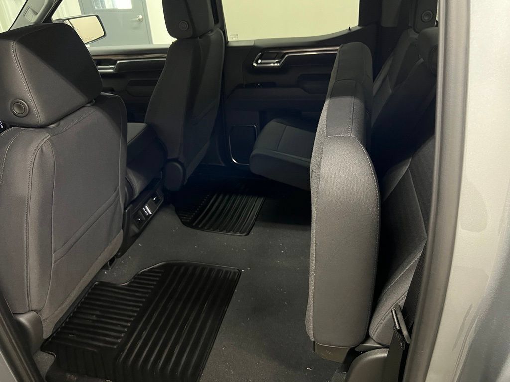 New 2026 Chevrolet Silverado 1500 RST AWD/4WD image 34