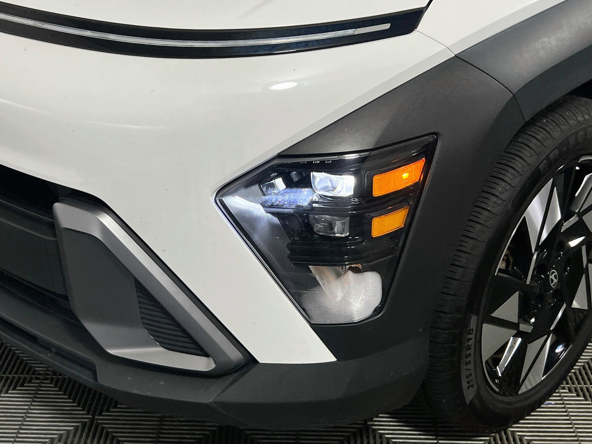 Used 2024 Hyundai Kona SEL FWD image 11