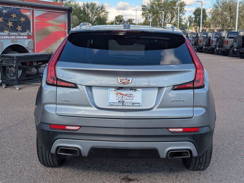 Used 2023 Cadillac XT4 Premium Luxury image 5