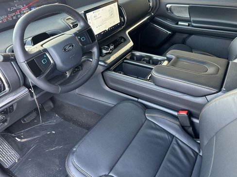 New 2026 Ford Expedition Tremor image 7