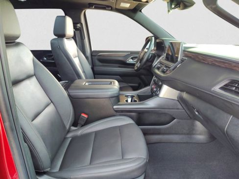 Used 2023 Chevrolet Suburban LT w/ LT Signature Package RWD image 22
