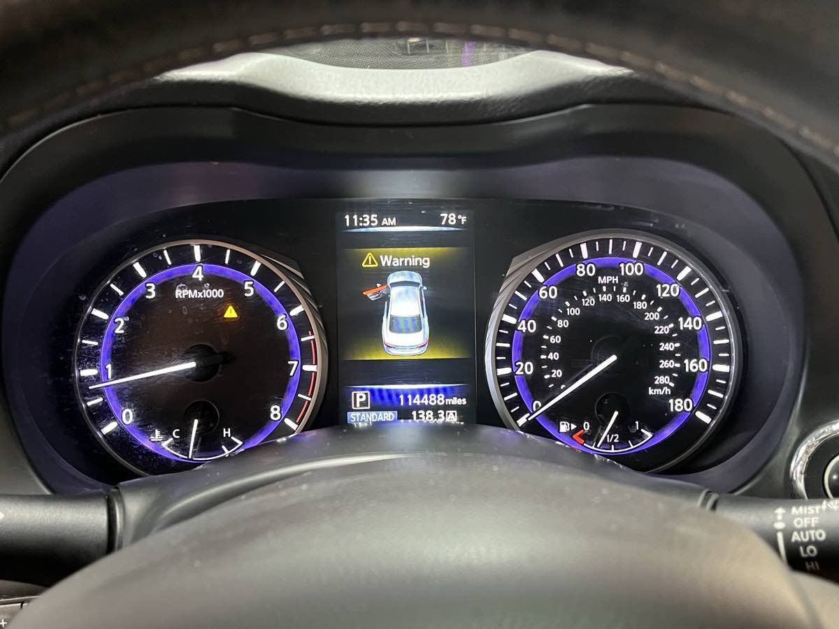 Used 2017 INFINITI Q50 2.0t w/ Moonroof Package AWD/4WD image 17