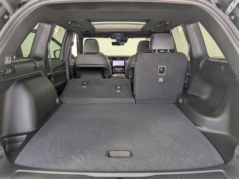 New 2025 Jeep Grand Cherokee Limited w/ Luxury Tech Group II image 30