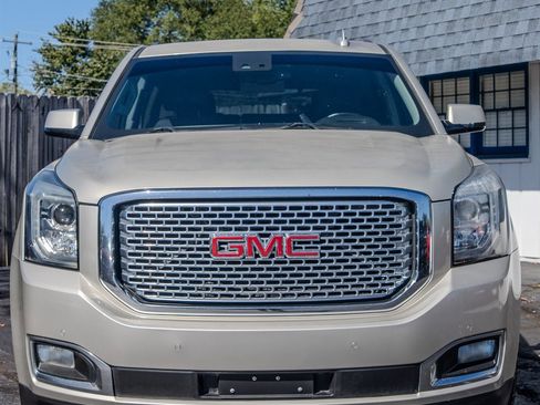 Used 2016 GMC Yukon Denali w/ Open Road Package image 8