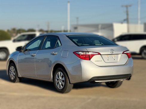 Used 2016 Toyota Corolla L FWD image 5