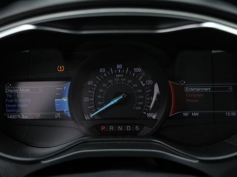 Used 2019 Ford Fusion SEL FWD image 11