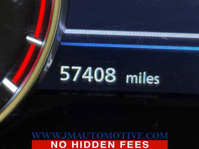 Used 2024 Nissan Sentra SV FWD image 21