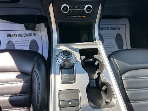 Used 2023 Ford Edge SEL image 14