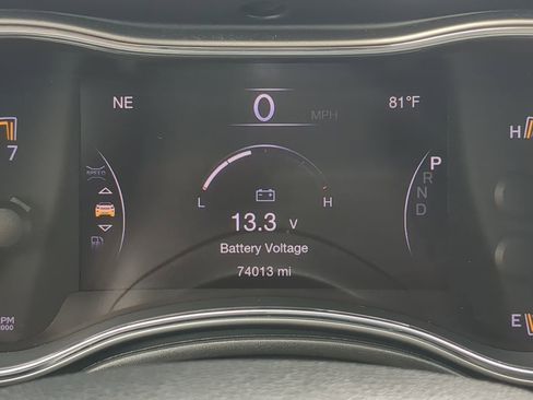 Used 2019 Jeep Grand Cherokee Limited w/ Luxury Group II image 30