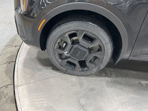 New 2026 Kia Sorento SX image 34