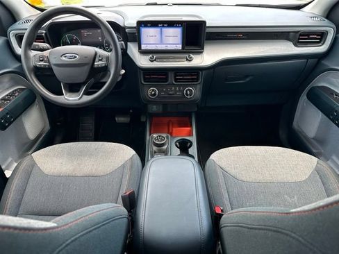 Used 2024 Ford Maverick XLT FWD image 11