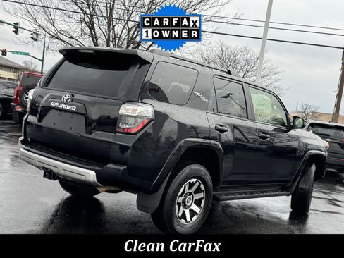 Used 2024 Toyota 4Runner TRD Off-Road image 3