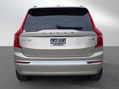 Used 2023 Volvo XC90 B6 Plus w/ Protection Package AWD/4WD image 5