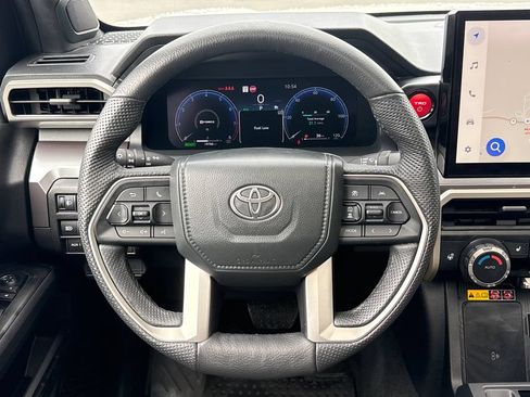 Used 2025 Toyota Tacoma TRD Off-Road w/ TRD Off Road Upgrade Package AWD/4WD image 16