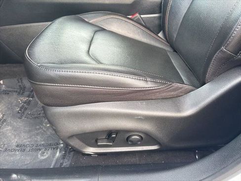 Certified 2023 Jeep Compass Limited image 9