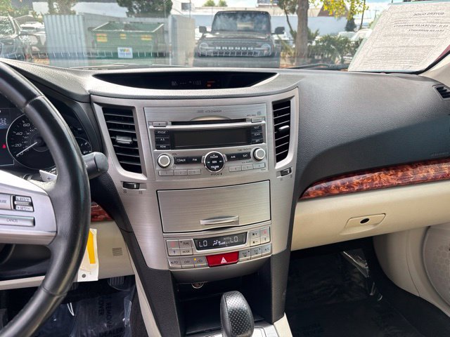 Used 2011 Subaru Outback 3.6R Limited AWD/4WD image 32