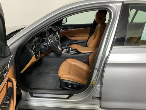 Used 2019 BMW 530e xDrive w/ Convenience Package AWD/4WD image 23