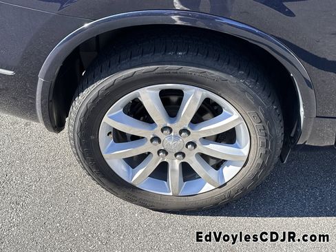 Used 2016 Buick Enclave Premium w/ Experience Buick Package image 23