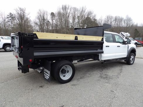 Used 2024 Ford F550 image 20