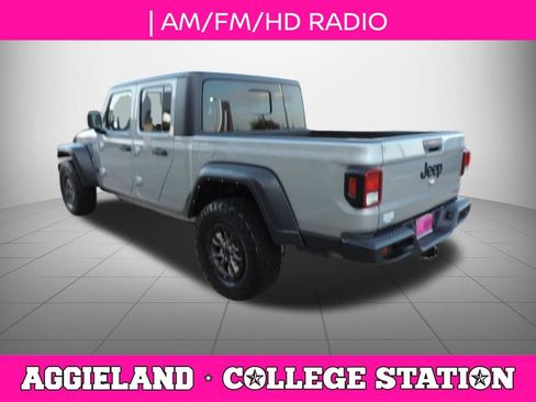 Used 2021 Jeep Gladiator Sport w/ Trailer Tow Package AWD/4WD image 6