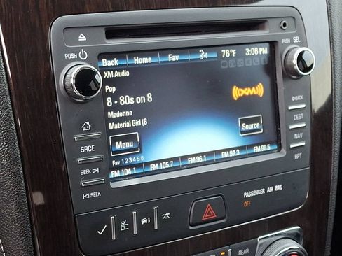 Used 2016 Chevrolet Traverse LT AWD/4WD image 3