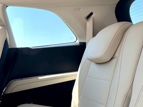 Certified 2022 Mercedes-Benz GLS 450 4MATIC image 19