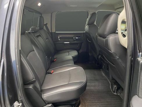 Used 2017 RAM 1500 Laramie image 35