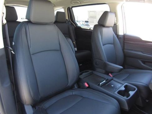 New 2026 Honda Odyssey EX-L image 9