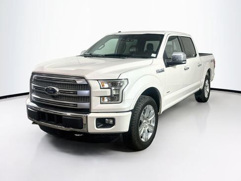 Used 2015 Ford F150 Platinum w/ Equipment Group 701A Luxury AWD/4WD image 3
