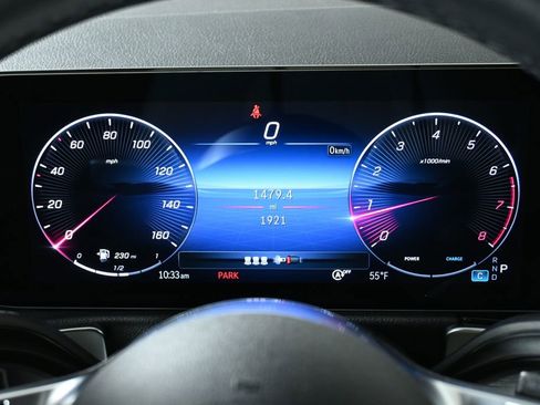 Certified 2025 Mercedes-Benz GLB 250 4MATIC image 19