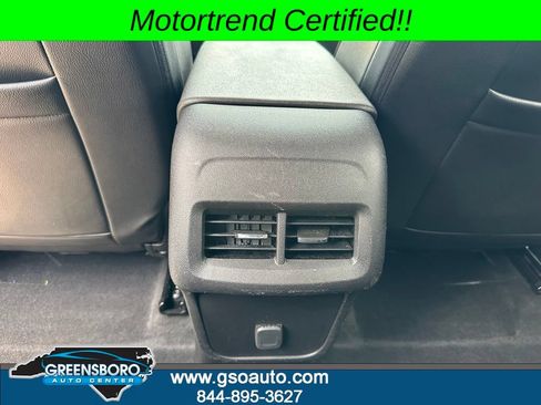 Used 2018 Chevrolet Equinox LT FWD image 23